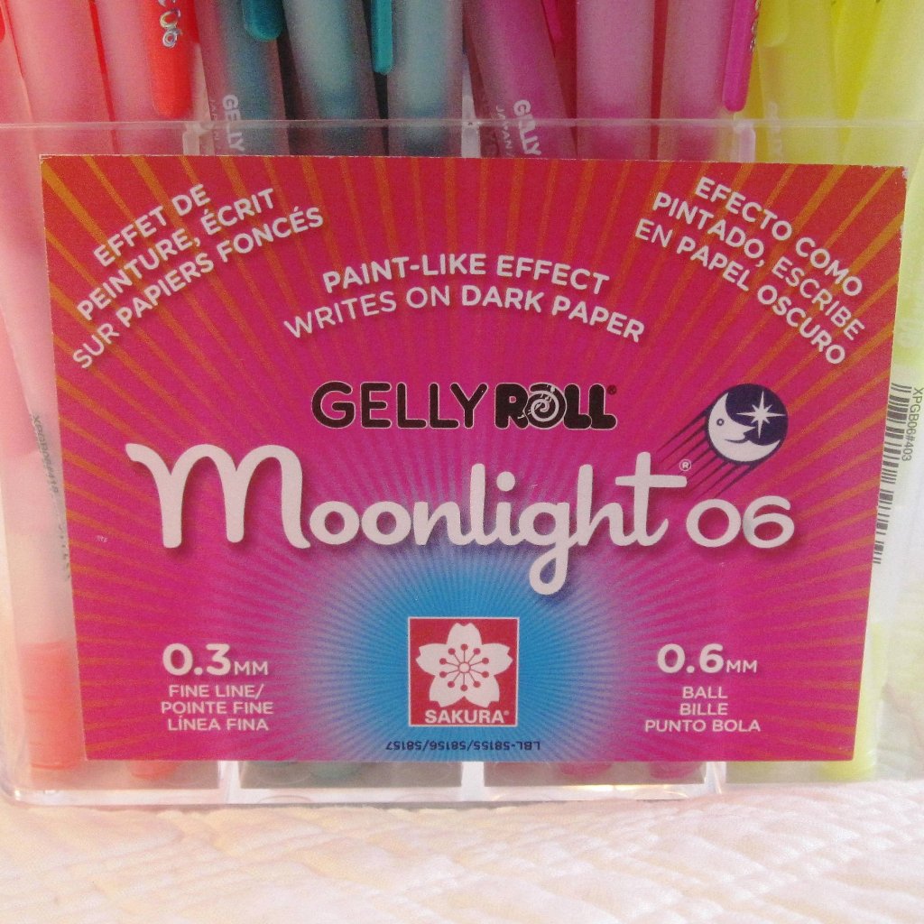 Gelly Roll Fluorescent Glow in the Dark Pens! 